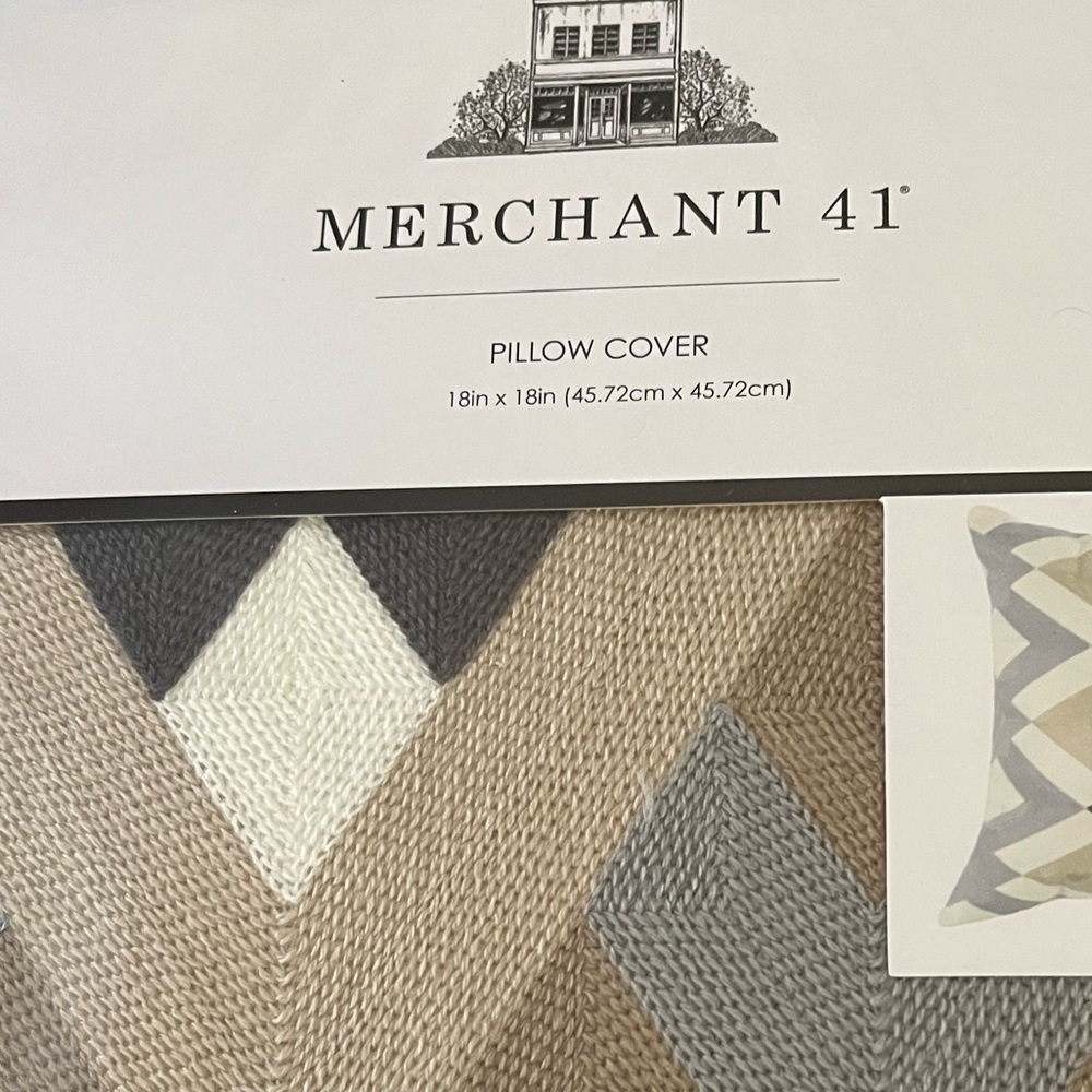 Pillow cover- new in package, Merchant 41